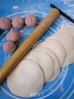 Make Flower buns step 8