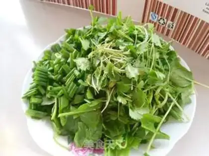 Make Salad with spinach step 6
