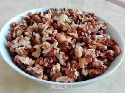 Make Coconut date sesame walnuts step 1