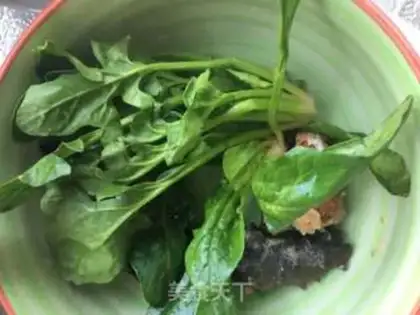 Make ♪ Sea cucumber egg and spinach ♪ step 1