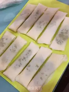 Make Spring rolls step 3