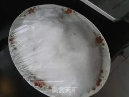 Make The salmon stabbing step 1