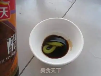 Make The salmon stabbing step 4
