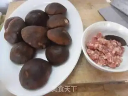 Make Meat and mushrooms step 0