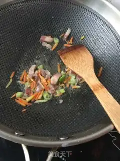 Make Meat-ding sea cucumber soup step 3