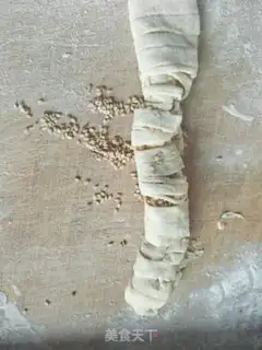 Make Homemade hand grab cake step 4
