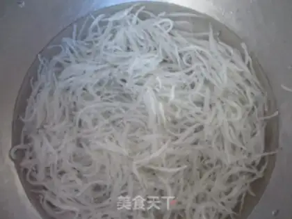 Make Silverfish soup with eggplant juice step 0