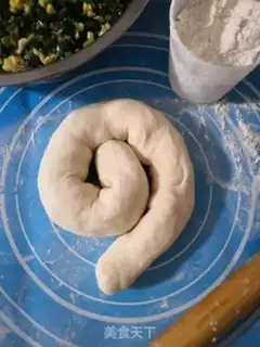 Make The embroidery bun step 14