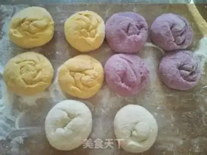 Make The embroidery bun step 15