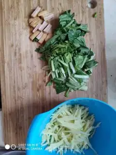 Make Tofu soup step 1