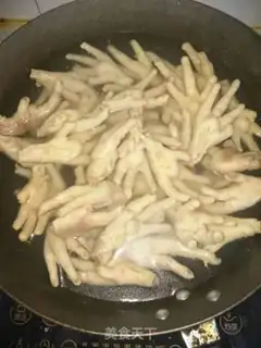 Make Lemon with pepper chicken claws step 2
