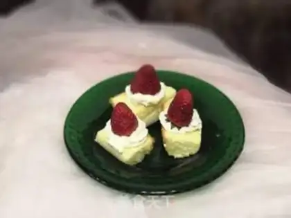 Make Strawberry chili cake step 15