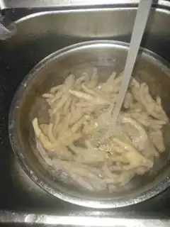 Make Lemon with pepper chicken claws step 4