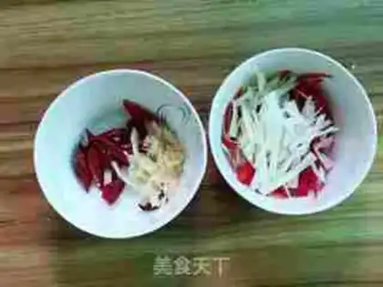 Make Bean sprouts with mushrooms step 3