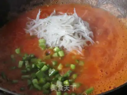 Make Silverfish soup with eggplant juice step 10