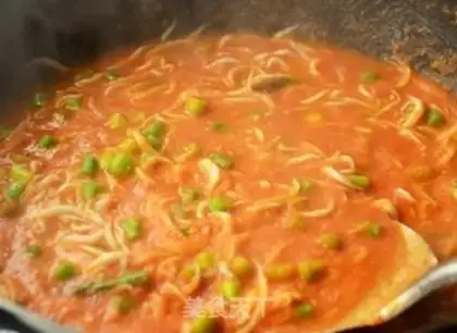 Make Silverfish soup with eggplant juice step 11