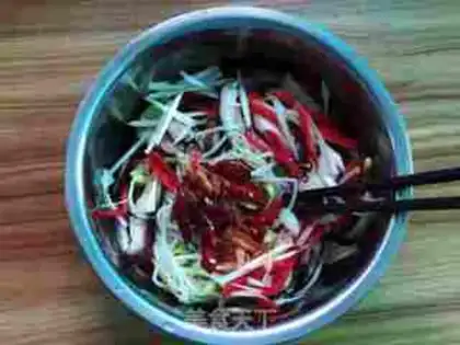 Make Bean sprouts with mushrooms step 8