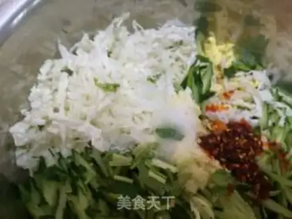 Make Creaming cucumber bean cabbage step 8