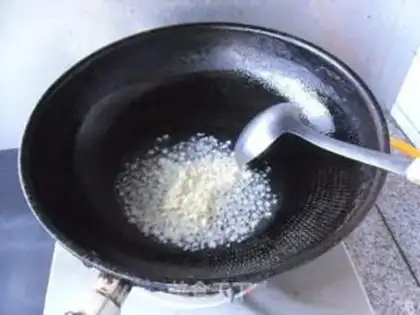 Make Corn sausage pizza sauce step 6