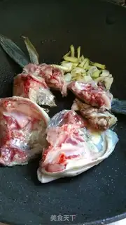 Make Hot pepper for fish head step 2