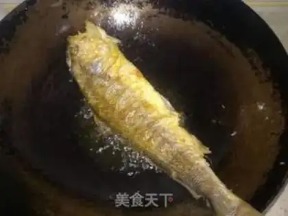 Make Big yellow fish step 1