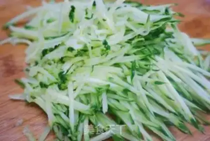 Make Frozen needle mushrooms step 2