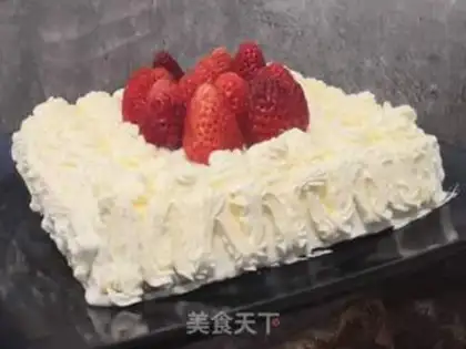 Make Strawberry cream cake step 18