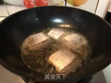 Make Cabbage helps with the fish step 3