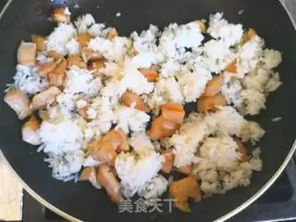 Make Chicken fried rice with cheese sauce step 5