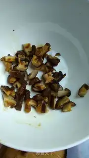 Make Frozen mushrooms step 1
