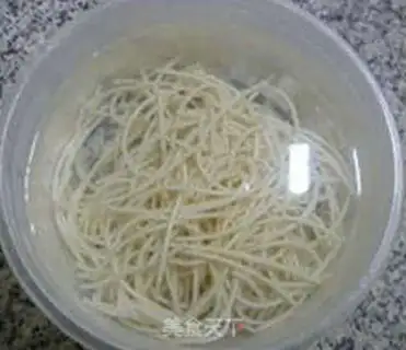 Make Noodles step 0