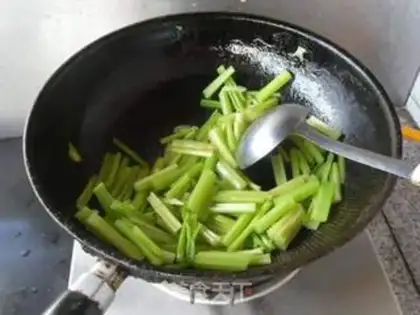 Make The apricot and celery step 6