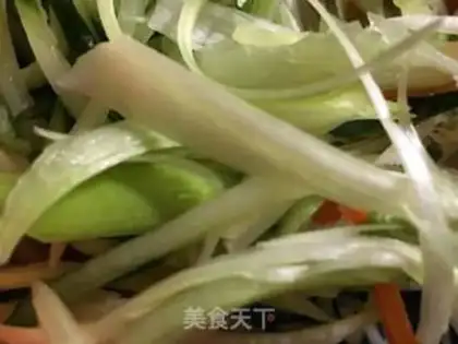 Make Step up vegetable rolls step 3