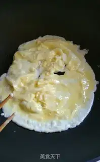 Make Autumn fried eggs step 4