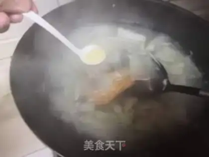Make Pork shrimp soup step 3