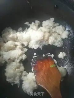 Make Pineapple rice step 2