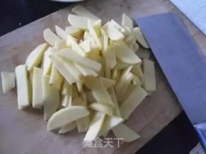 Make Potato chips and cabbage step 2