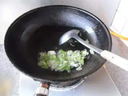 Make Potato chips and cabbage step 3
