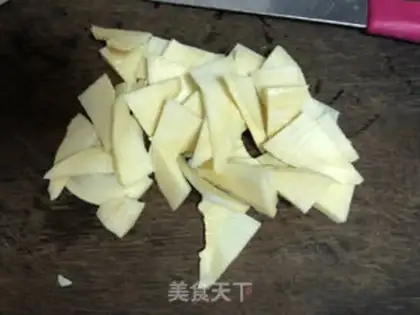 Make A fishball in winter step 1
