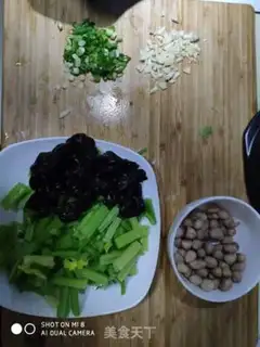 Make Emerald pickles step 0
