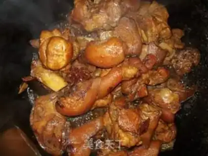 Make Red burning pig hoof step 5