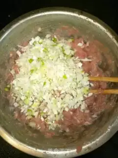 Make Pork onions bag step 2