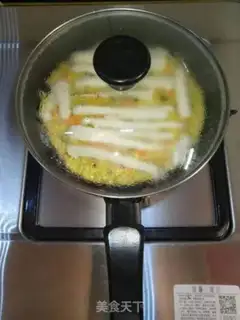 Make Fried cheese eggs step 5