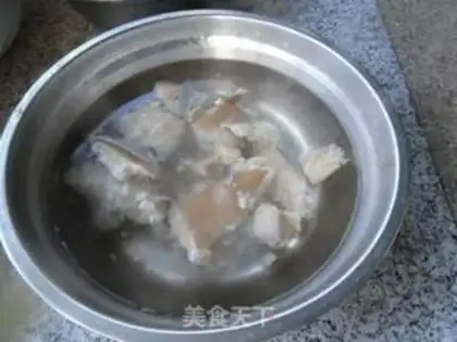 Make The cabbage is burning the mushrooms step 4