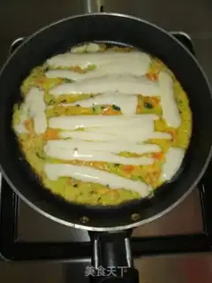 Make Fried cheese eggs step 6