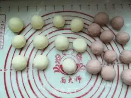 Make The pink rabbit step 6