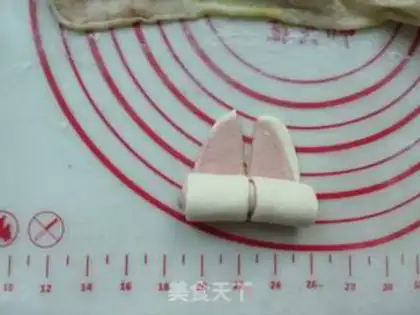 Make The pink rabbit step 11