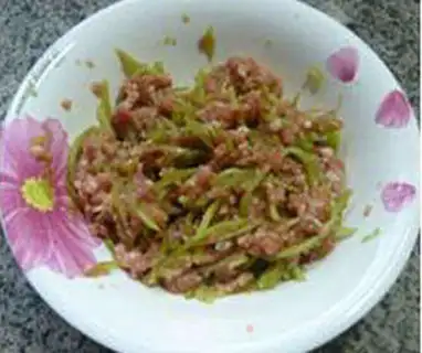 Make A meat dumpling step 6