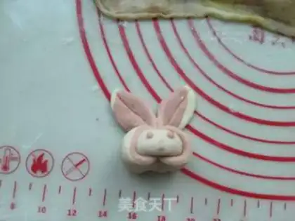 Make The pink rabbit step 13