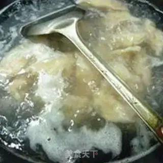 Make A meat dumpling step 9